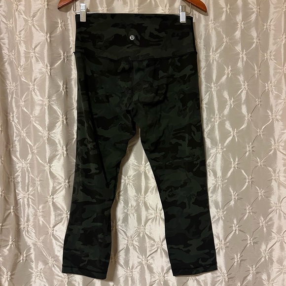 Lululemon Align Crop Leggings
Incognito Camo Print Multi Gator Green - Picture 5 of 12
